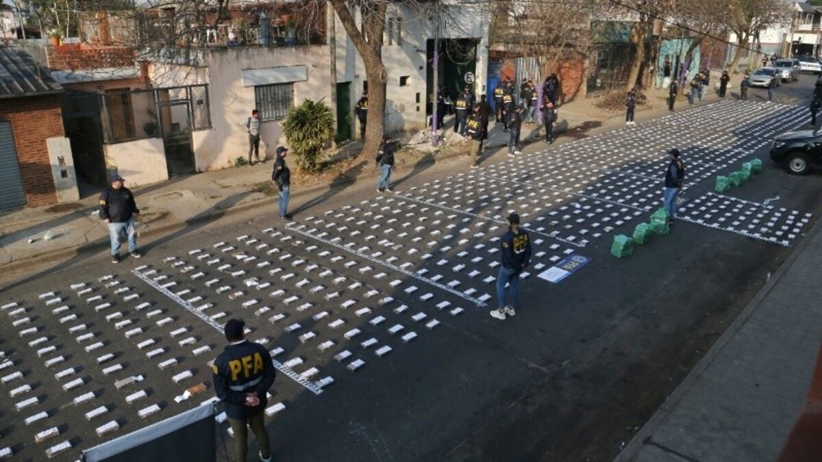 Secuestraron más de 1.600 kilos de cocaína en Rosario, con destino a Dubai por la Hidrovía