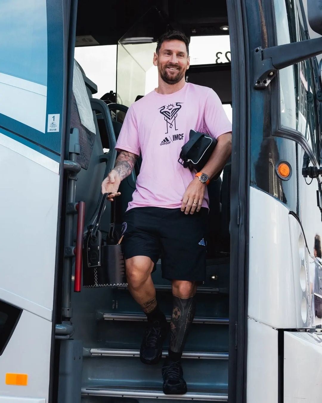 La llegada de Leo Messi para su primer partido en el Inter Miami.