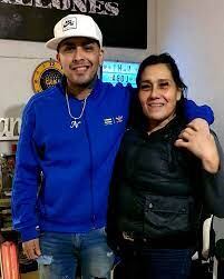 Callejero Fino y su mamá