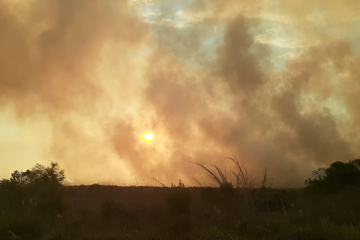 Posadas: registran un gran foco de incendio en el barrio Itaembé Guazú.