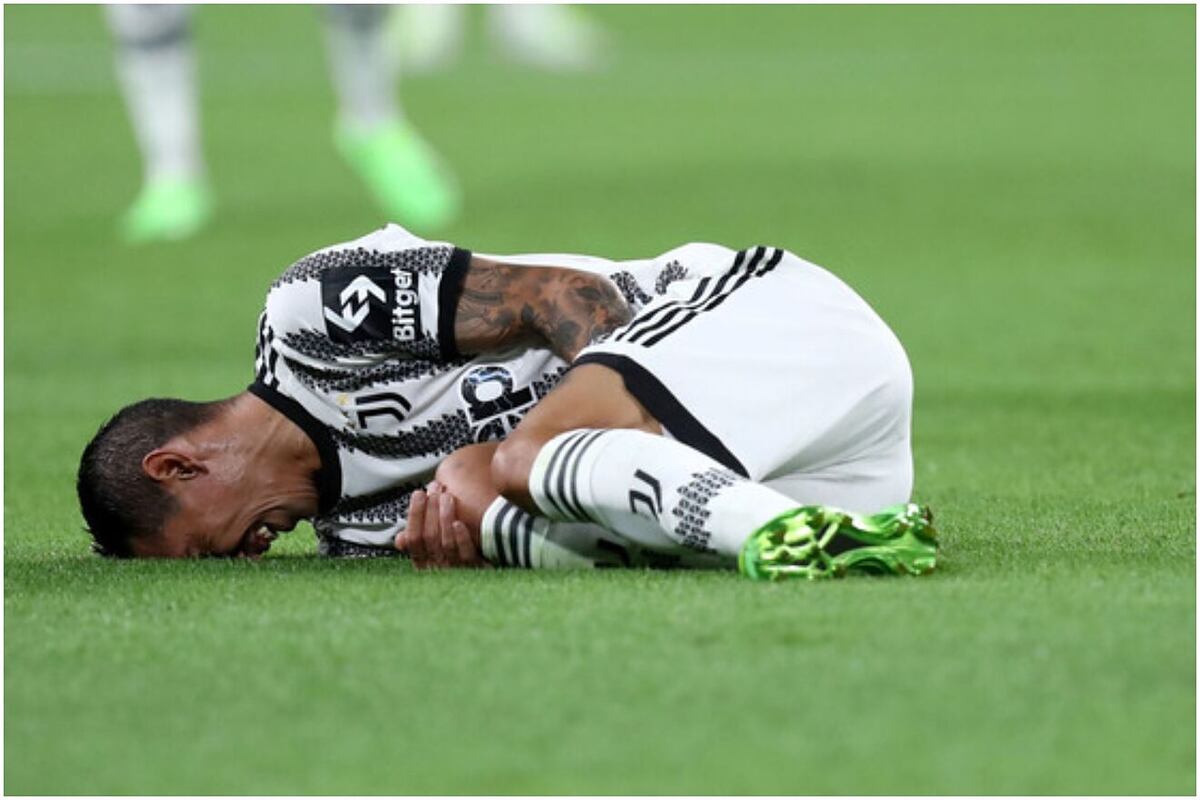 Ángel Di María salió lesionado en su debut con la Juventus y estará parado por lo menos diez días