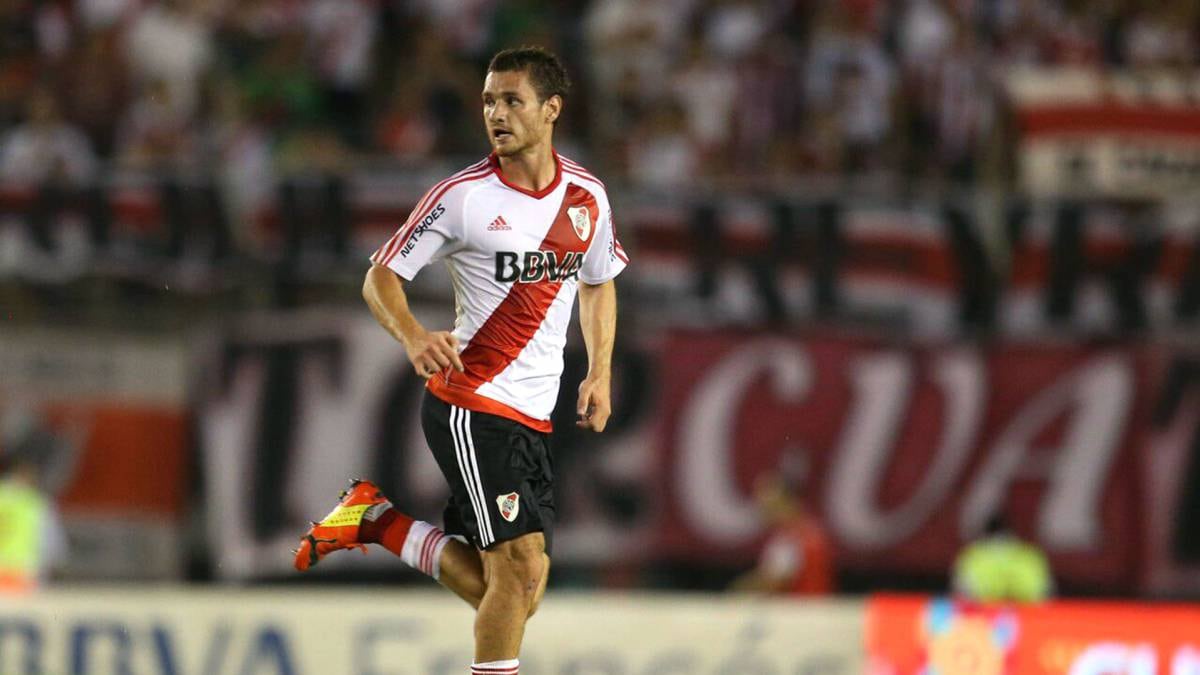 Arzura, una vez más sin lugar en River, saldrá a préstamo de su club (Foto: Captura El Intransigente).