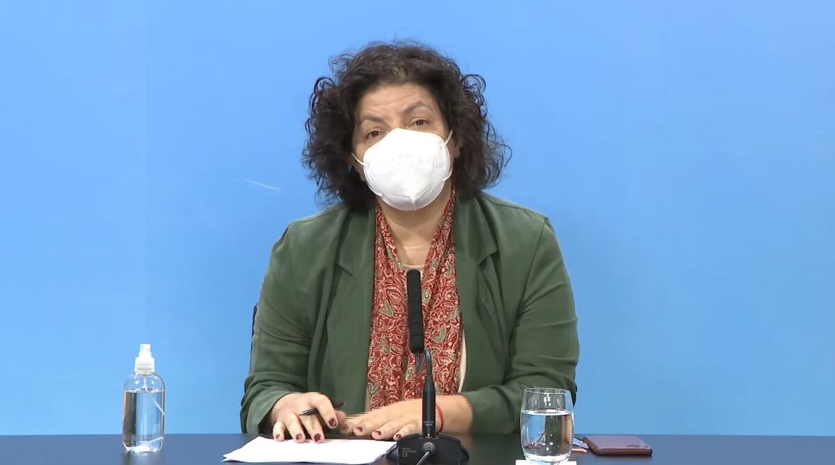 Carla Vizzotti reconoció que “el aula no es la principal fuente de infección” y explicó la decisión de suspender las clases