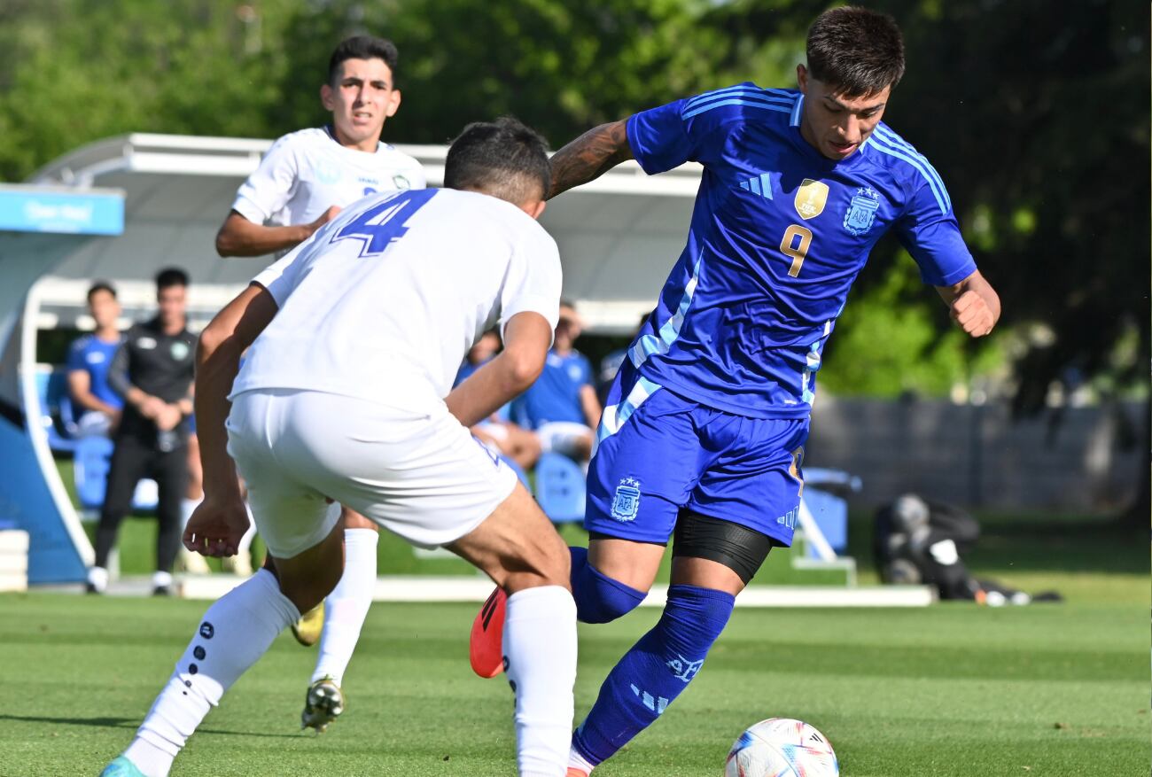 La Sub 20 albiceleste le ganó a Uzbekistán. /Foto: @Argentina - X