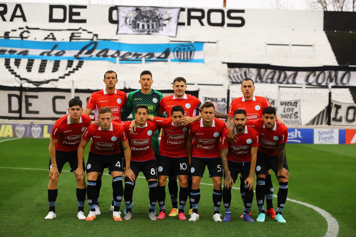 Belgrano sigue sumando y empató ante Estudiantes en Buenos Aires