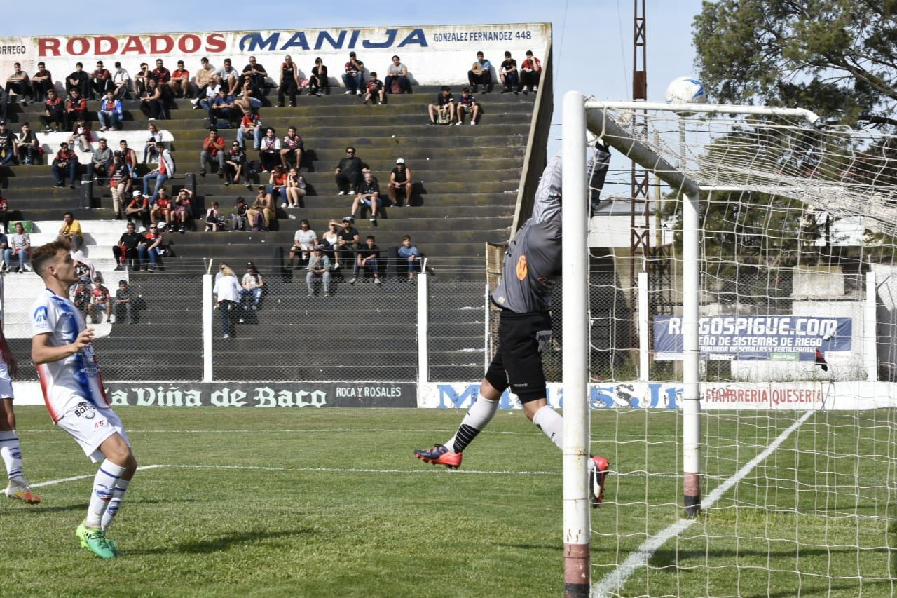 La más clara para Rosario por un error de Nacho Torres.