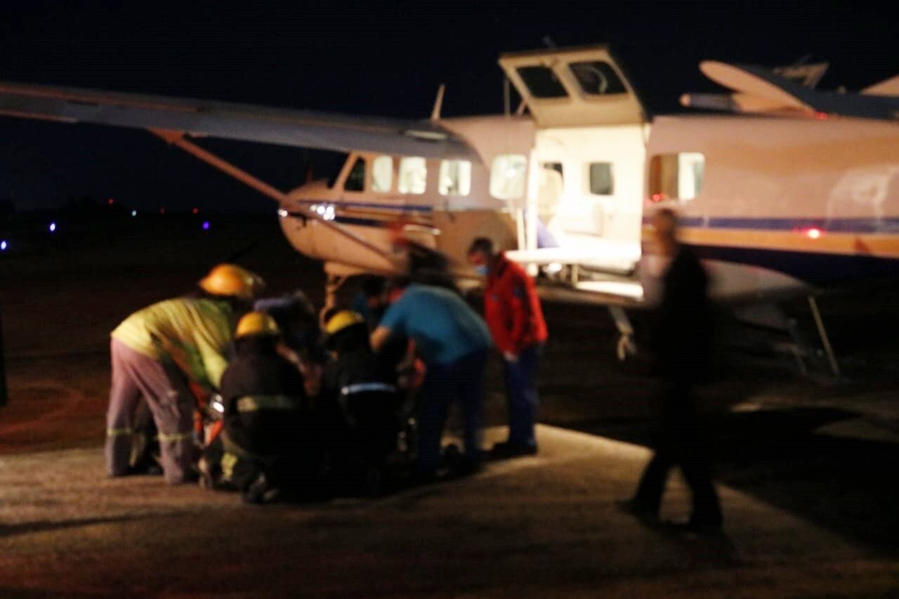 Trasladan a un tresarroyense en un vuelo sanitario