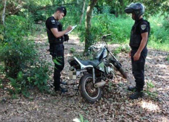 Recuperan dos vehículos malhabidos en Oberá.