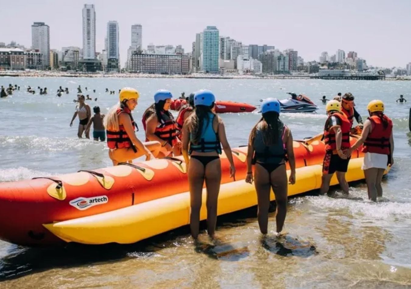 Cuánto cuesta el paseo en banana en Mar del Plata