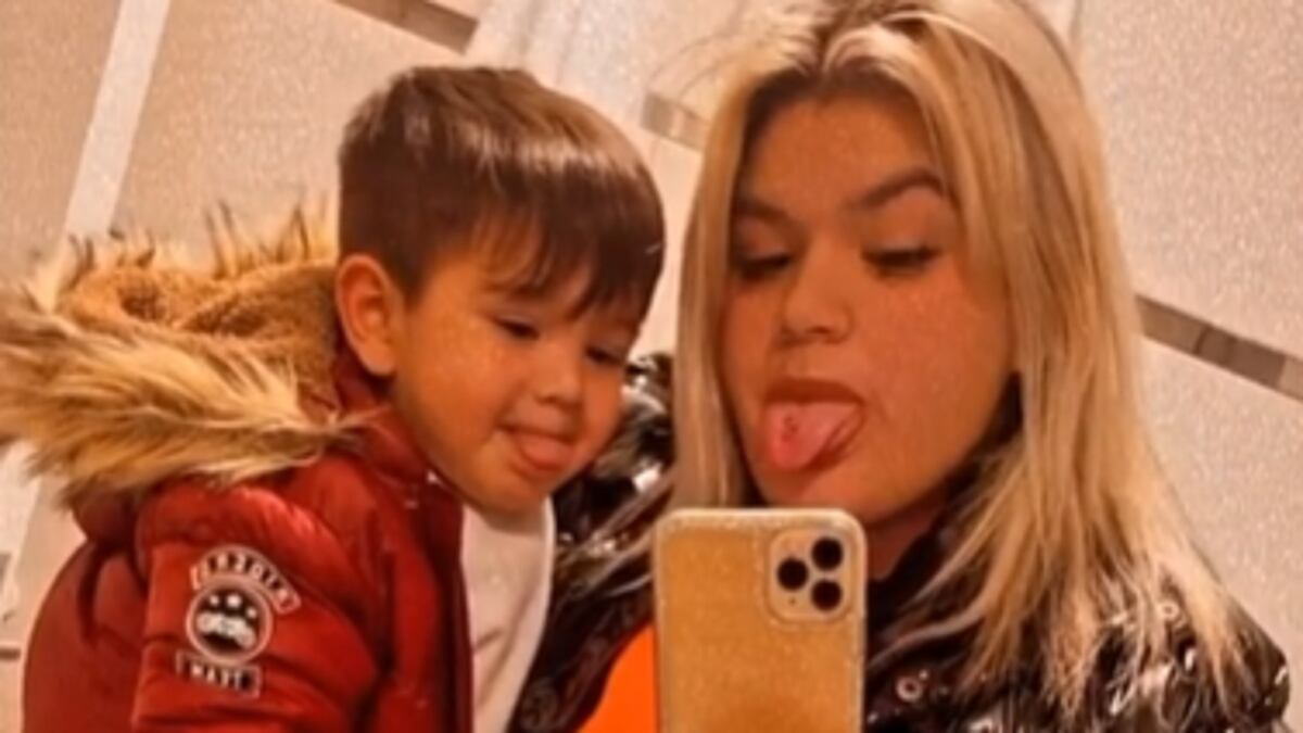 Así reaccionó Francesco, el hijo de More Rial, al ver la pancita de embarazada de su mamá