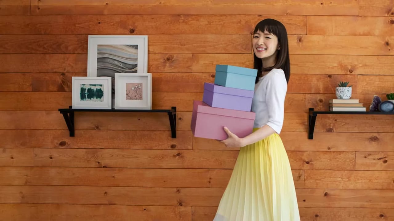 Marie Kondo es japonesa y tiene 38 años. 