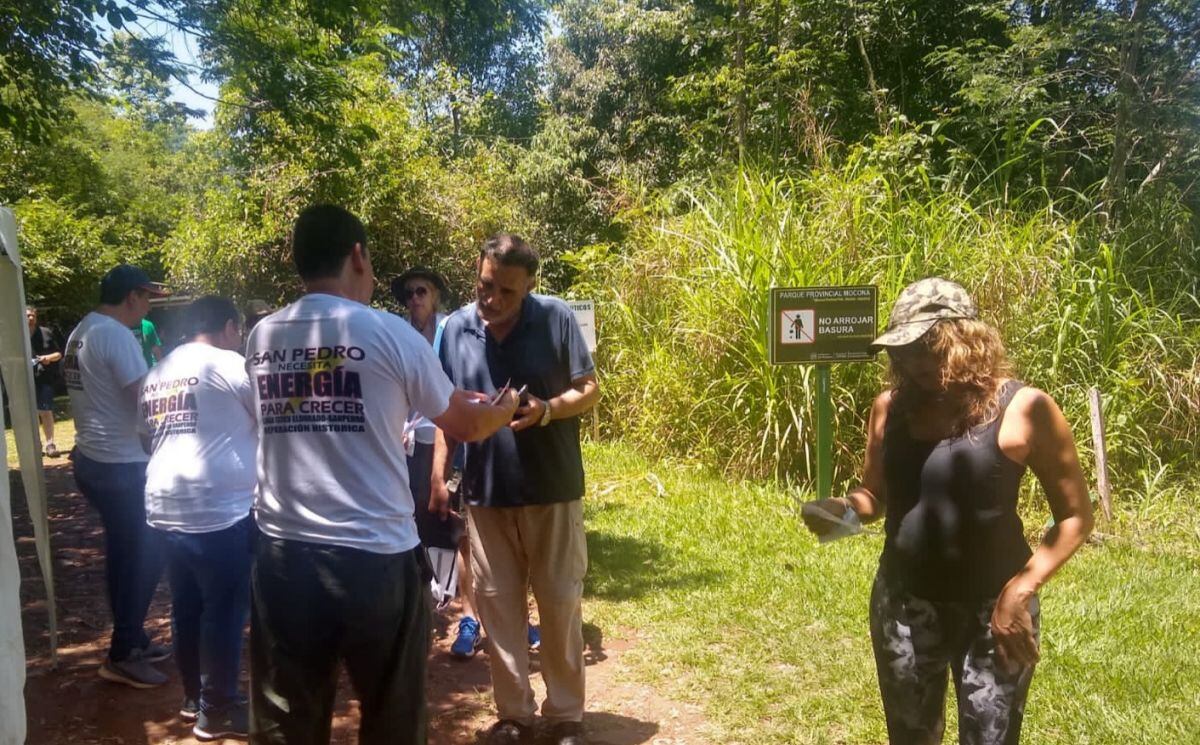 Problemática energética en San Pedro: llevaron los reclamos al Parque Moconá para visibilizar la situación.