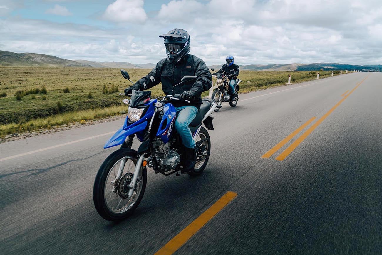 Las motos pagan 500 pesos por pasada en los peajes en Córdoba (La Voz).