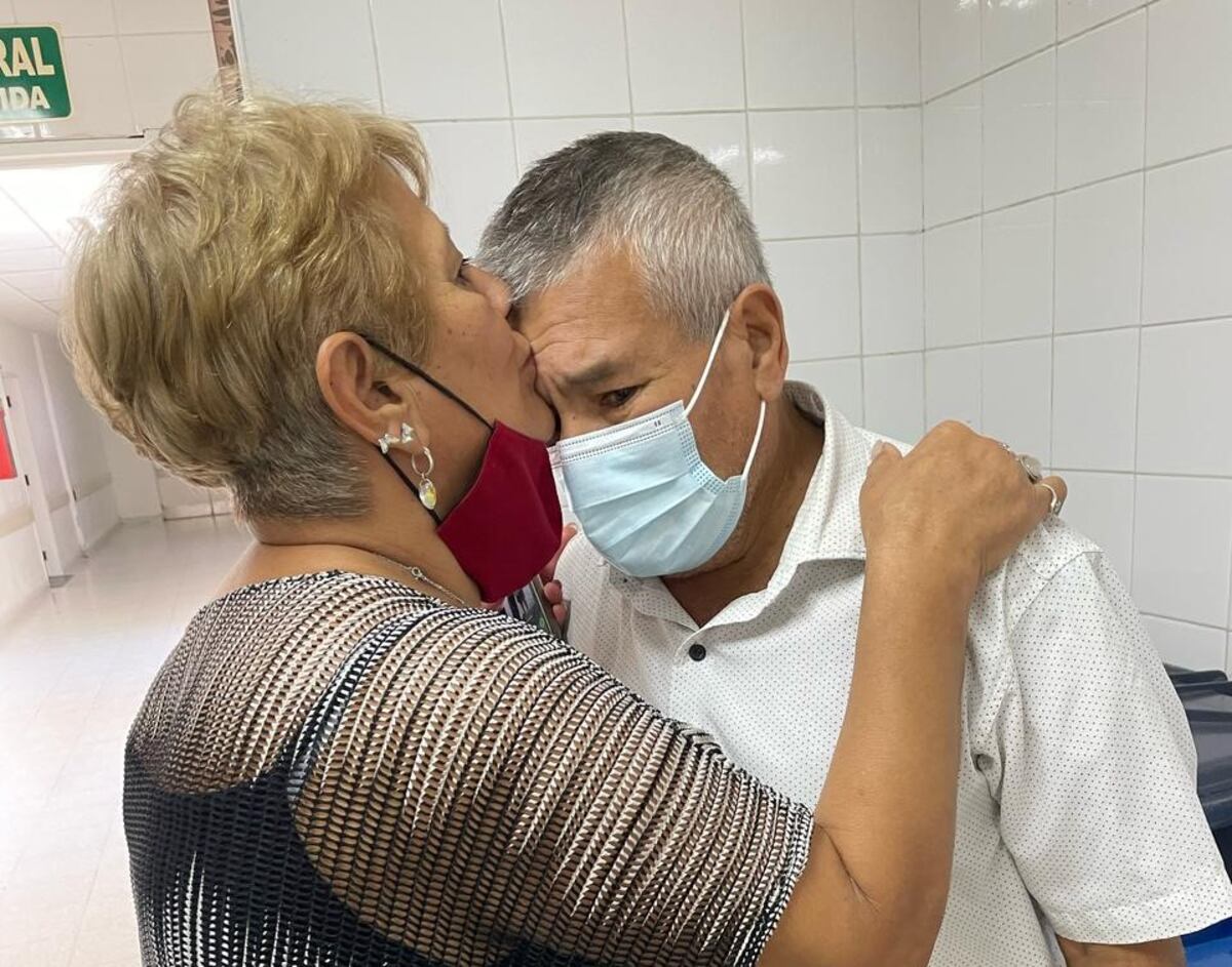 Arroyito Brisa Caseres le donó un riñón a su padre Alberto tas 11 años de diálisis