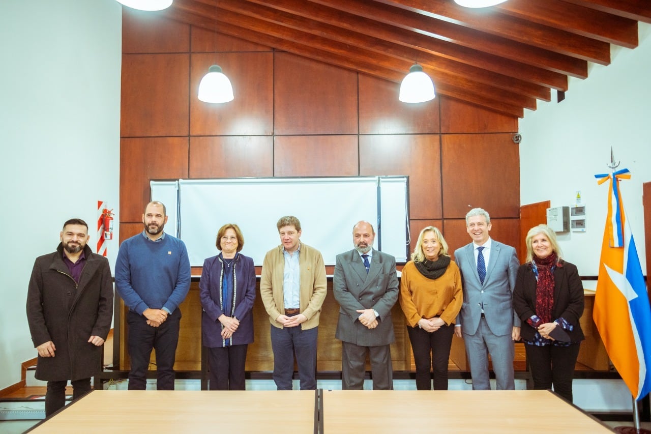 El contrato lo llevó a cabo el Gobernador de Tierra del Fuego AIAS, Gustavo Melella, con el Superior Tribunal de Justicia.