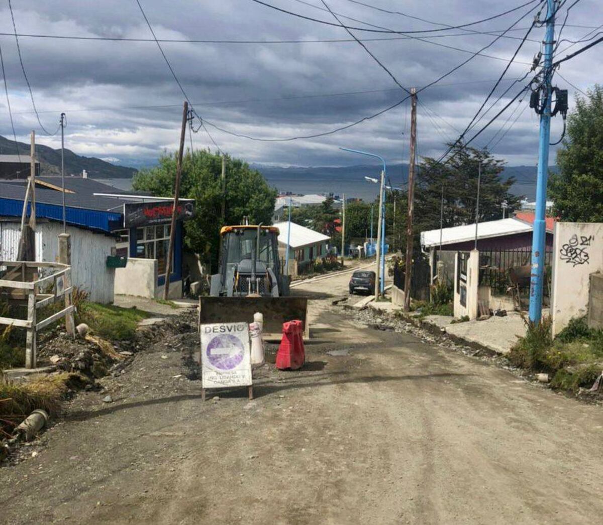 Ushuaia: Pavimentación y bacheo en Barrio Los Morros