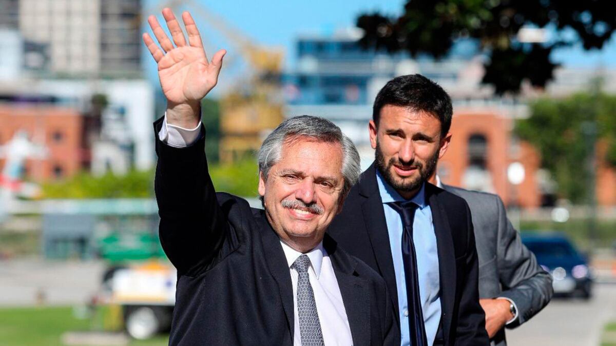 Alberto Fernández cumple tres años de gestión y lo celebrará con pocos funcionarios