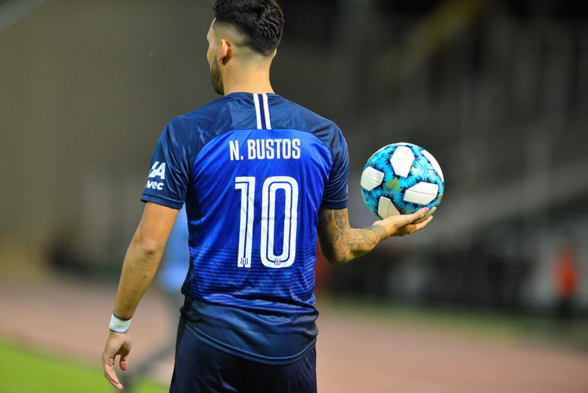 Nahuel Bustos entrena en Talleres, a la espera de que se concrete su regreso
