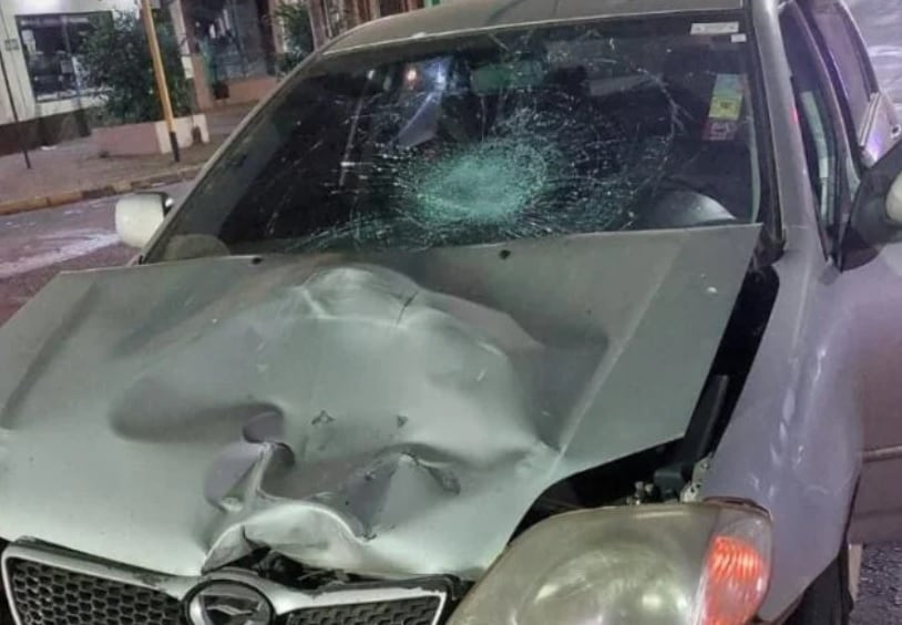 Accidente vial dejó a un motociclista herido en Posadas.