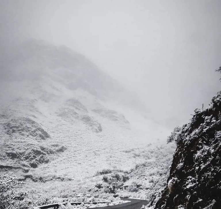 Nuevamente, nieve en las Sierras de los Comechingones de la Villa de Merlo