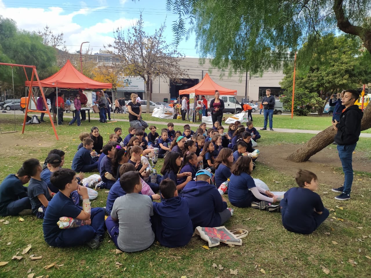 Alumnos de la Escuela Carlos N Paz estuvieron en el EcoCange