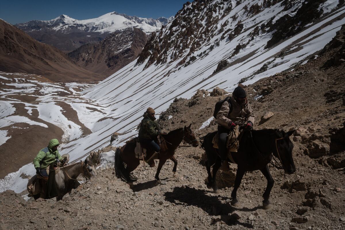 Una turista falleció mientras hacía una cabalgata en Tunuyán y aún no pueden recuperar el cuerpo