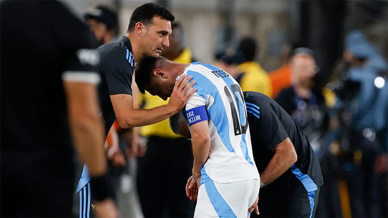 Lionel Scaloni piensa el 11 titular para enfrentar a Ecuador