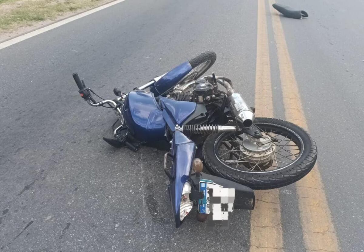 Tragedia en Córdoba: chocó contra un auto, cayó a la ruta y fue arrollada por otro vehículo