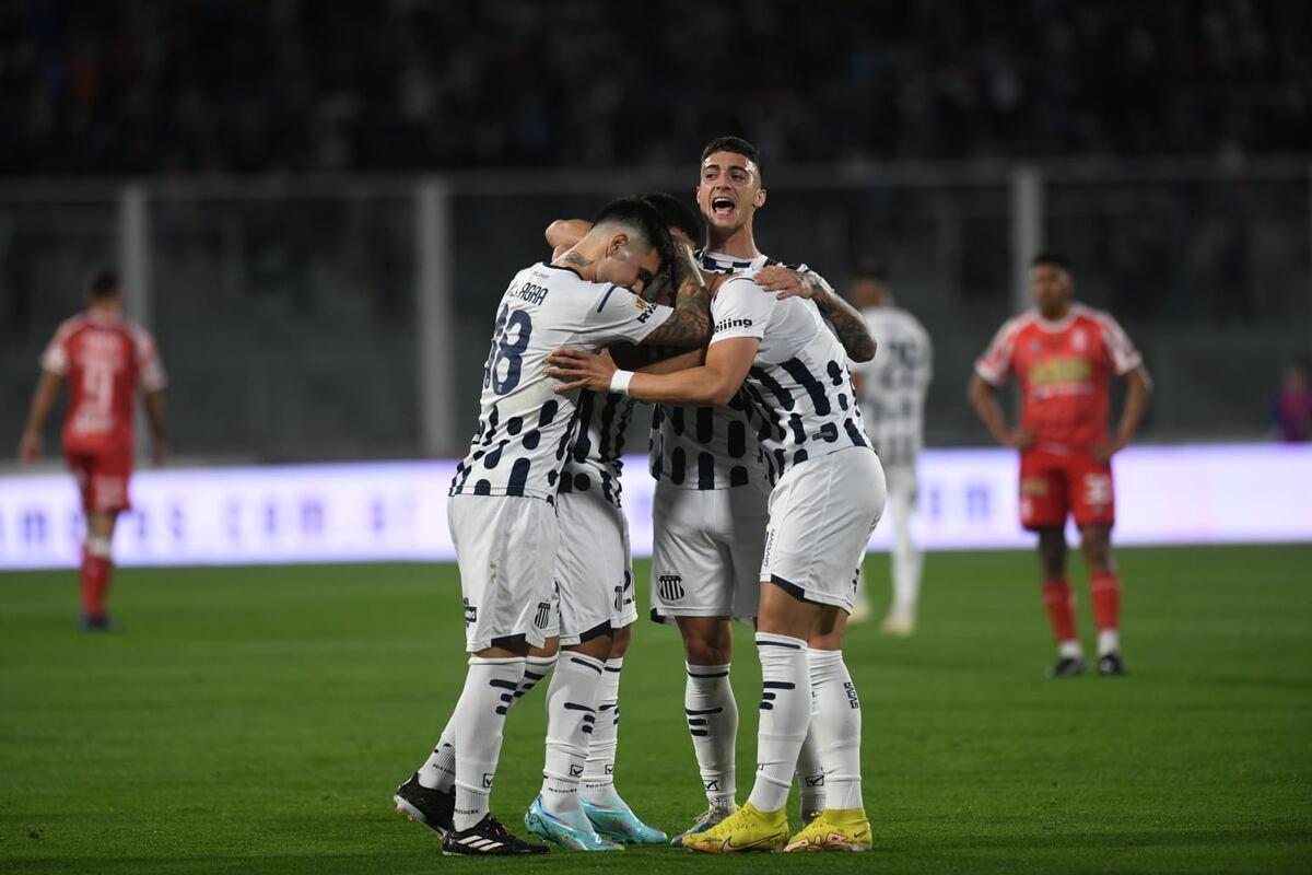 Video: Talleres “despierta una gran historia”; así es la camiseta 2024