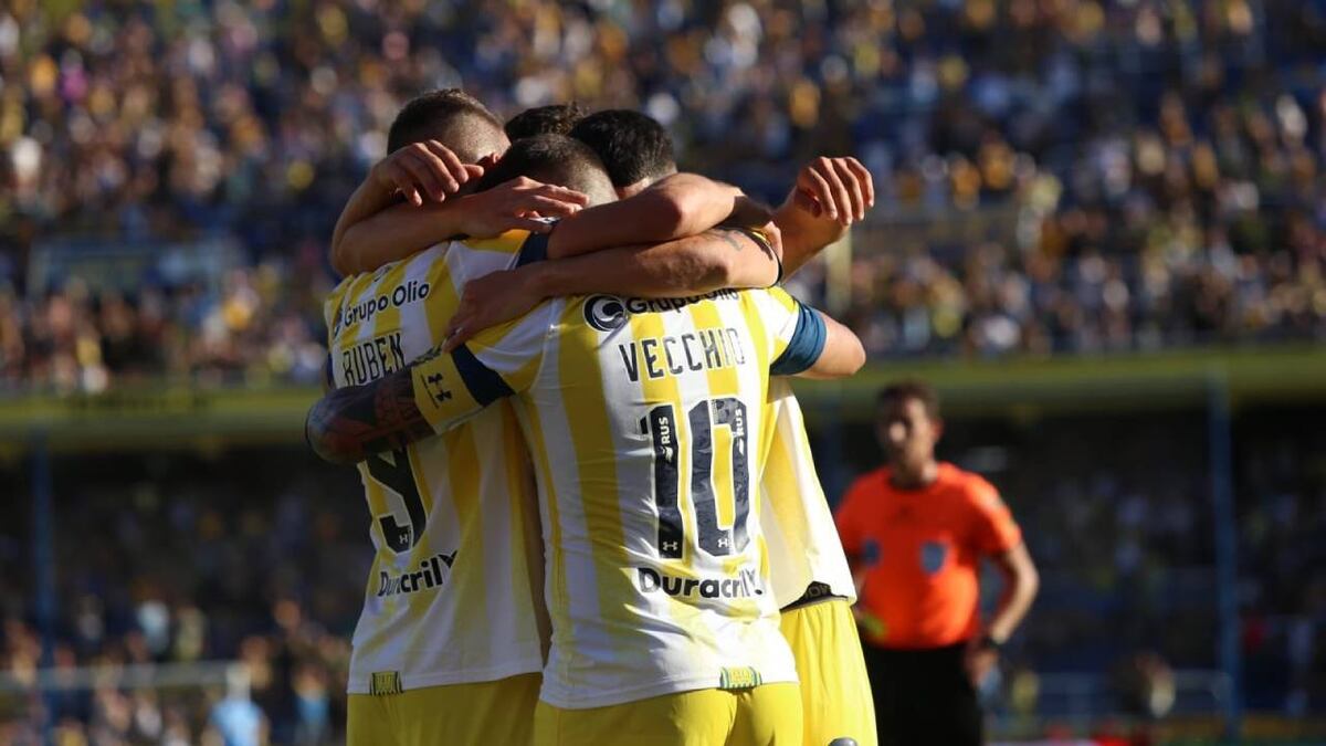 Rosario Central derrotó con autoridad 3 a 1 a Atlético Tucumán