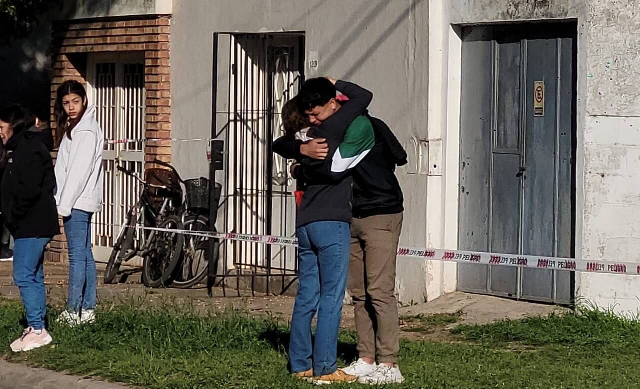 Los familiares de Stella quedaron destrozados luego del femicidio.