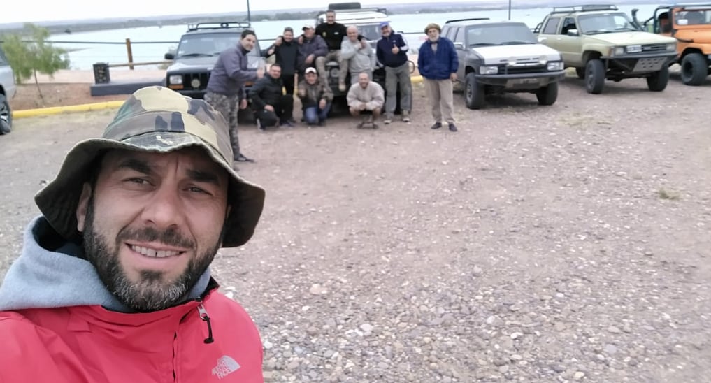 Mariano Martín, junto al grupo de Safari Solidario.