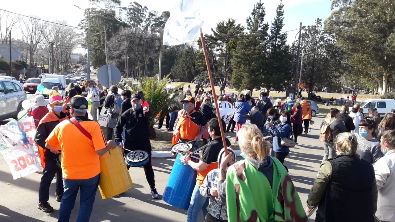 Así fue la movilización en el Lago del Fuerte.