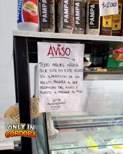 El simpático cartel de un kiosco de barrio San Pablo.