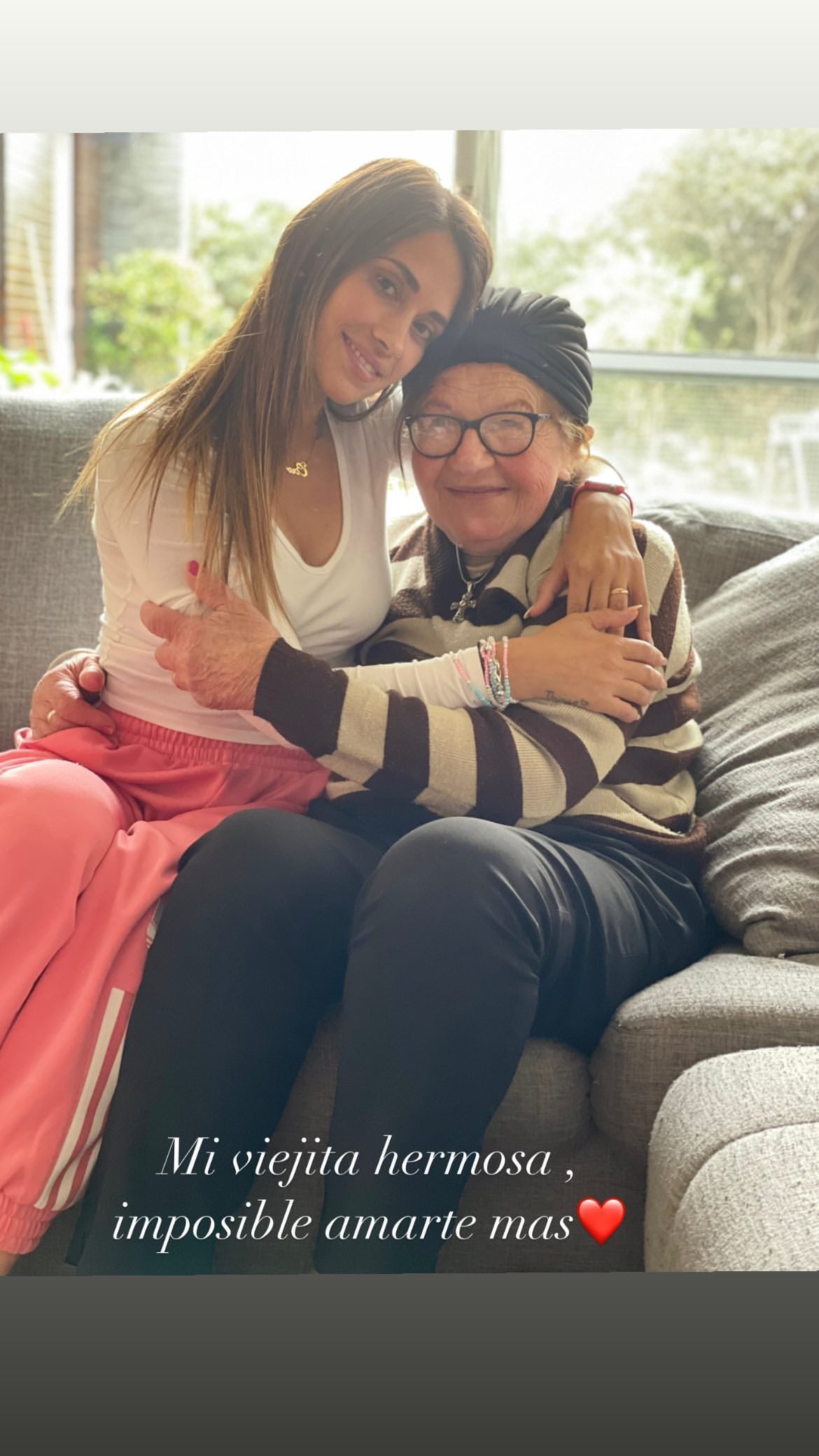 Antonela Roccuzzo y su abuela Lele