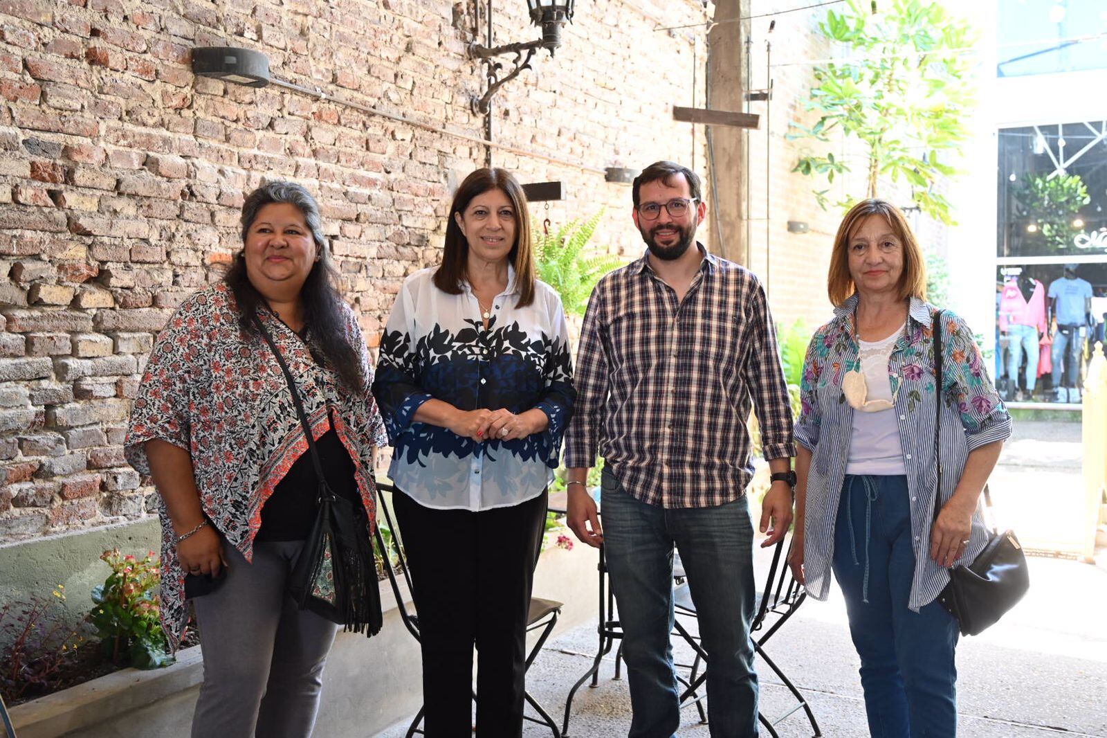 Clara García y Mauro Casella recorrieron la ciudad de Pérez (Mauro Casella)