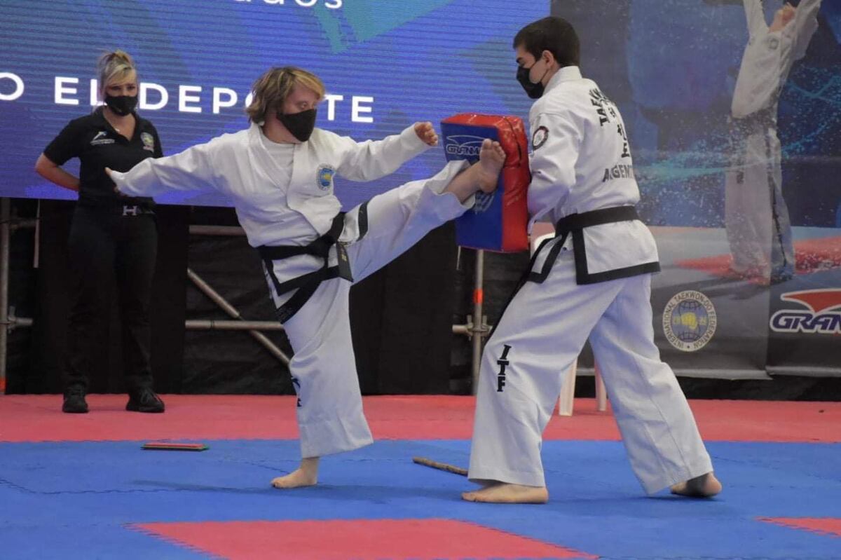 Taekwondo adaptado: es la primera argentina con Síndrome de Down en alcanzar su categoría pero necesita ayuda para ir al Mundial
