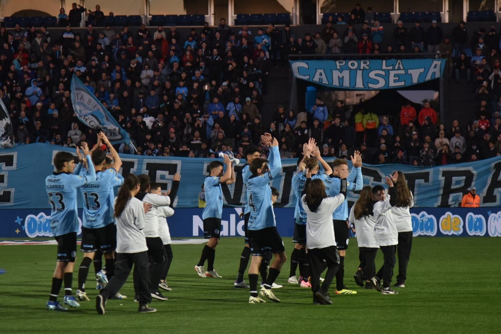 Belgrano recibió a Unión en el Gigante de Alberdi, por la fecha 10 de la Liga Profesional. (Facundo Luque / La Voz)