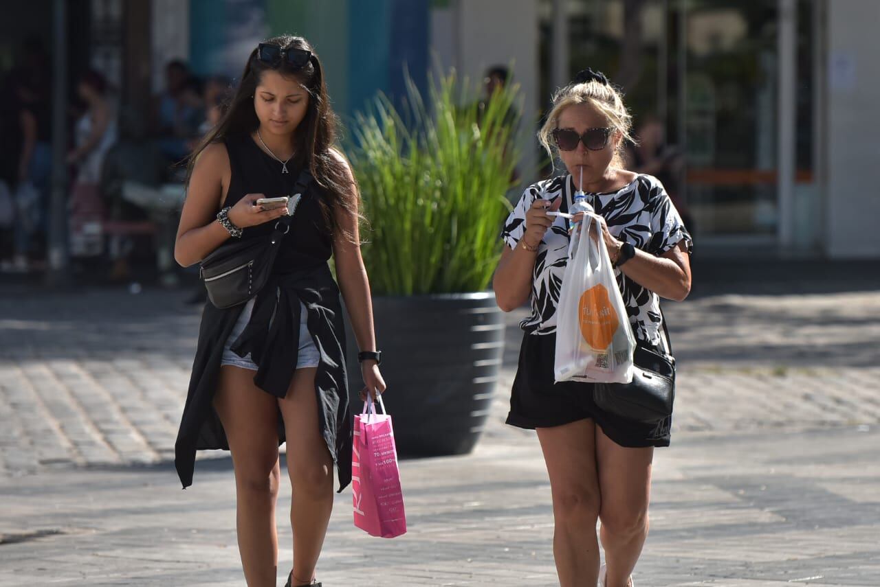 Córdoba. Sábado caluroso con 37 grados.