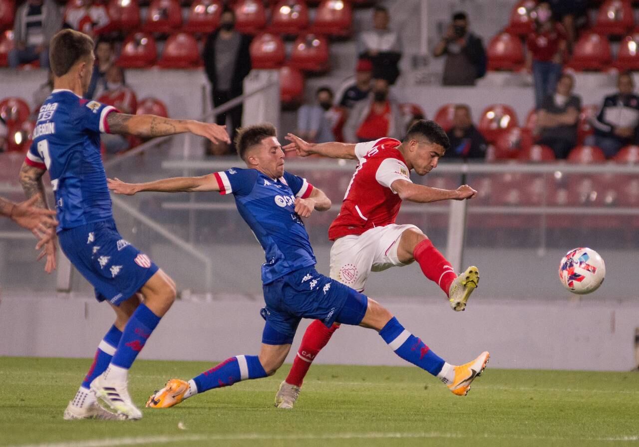 Independiente venció a Unión de Santa Fe en la fecha 18 de la Liga Profesional de Fútbol. Braian Martínez marcó el único gol.