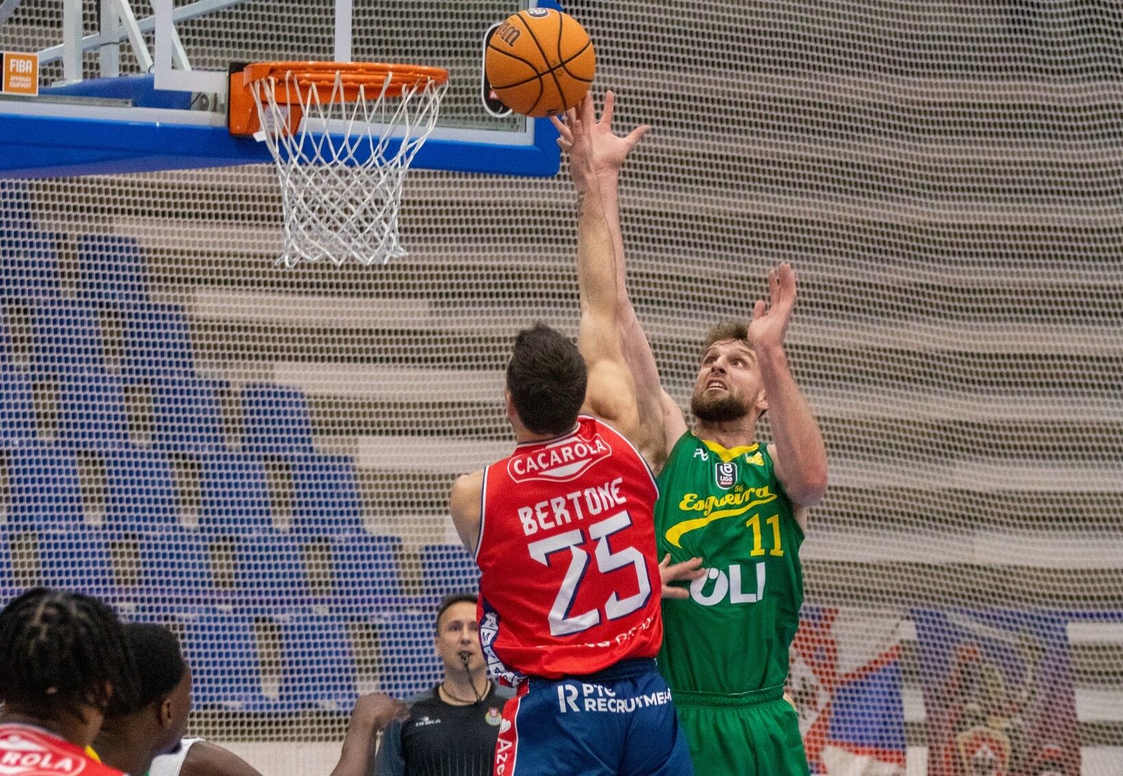 Pablo Bertone Oliveirense