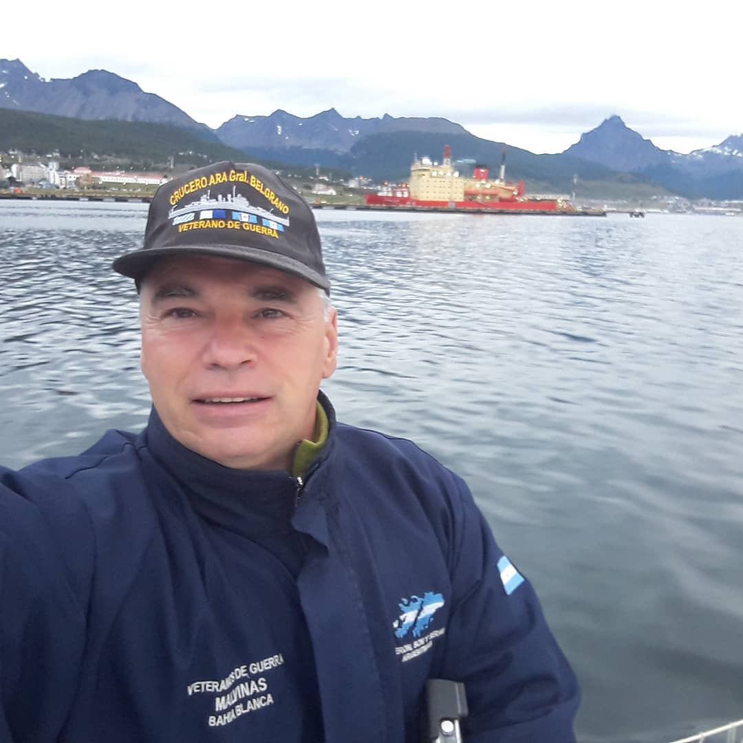 VGM Nilo Navas, foto de zarpada desde el muelle del Club AFASyN, Ushuaia.