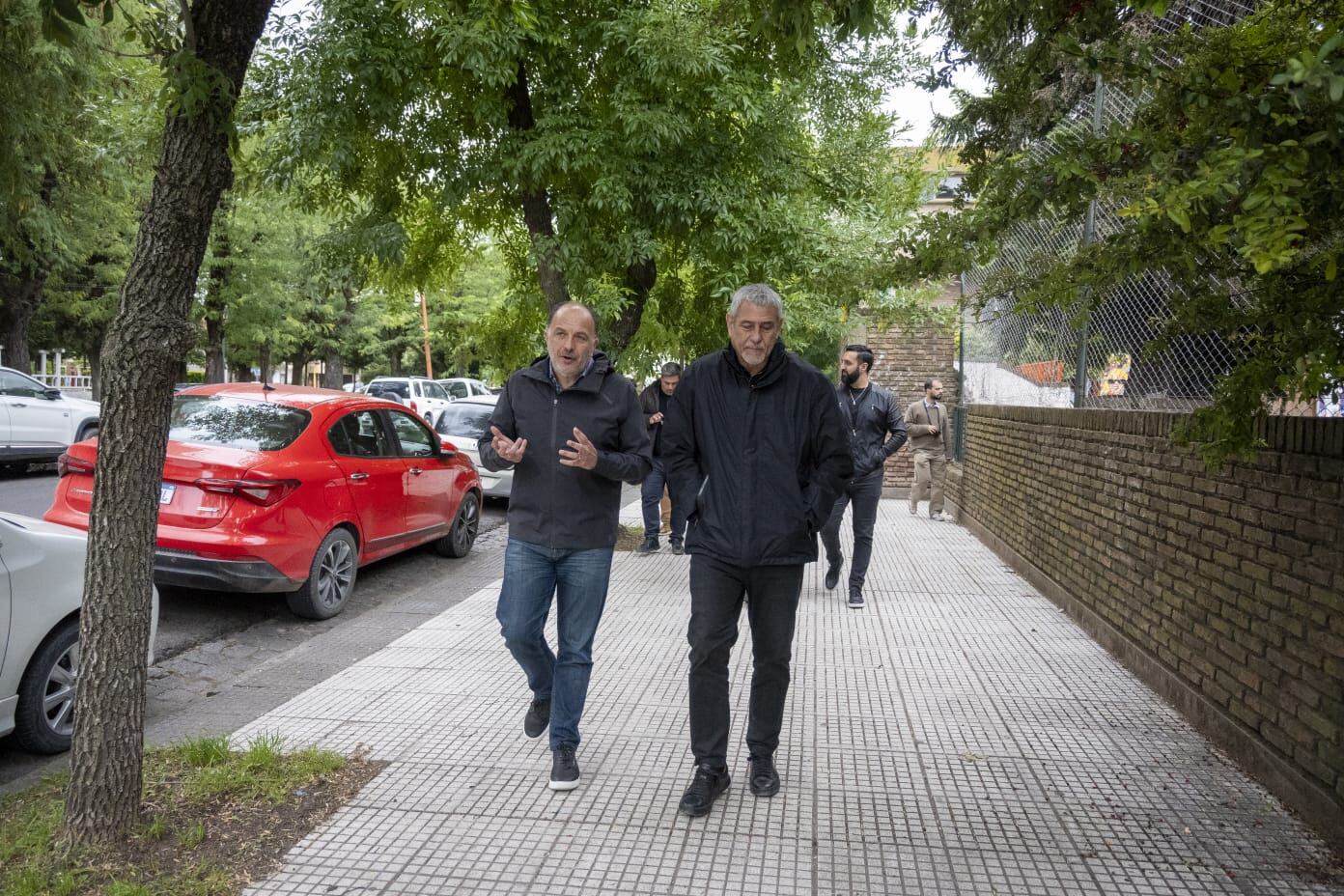 Pablo Garate y Jorge Ferraresi recorrieron obras e instituciones