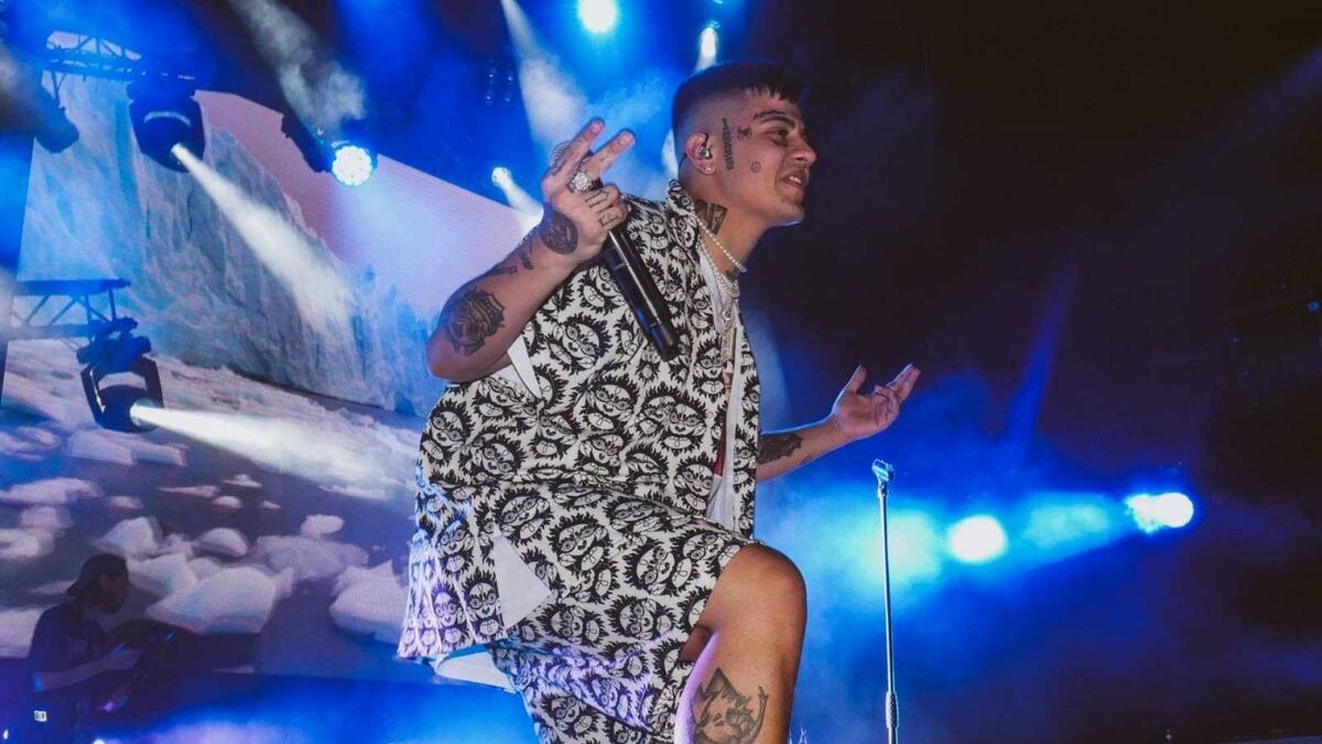Duki y las pruebas de sonido para su show en Tarragona