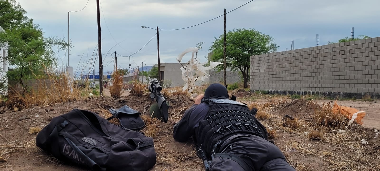 La Policía y el Eter trabajan en el lugar. (Policía)