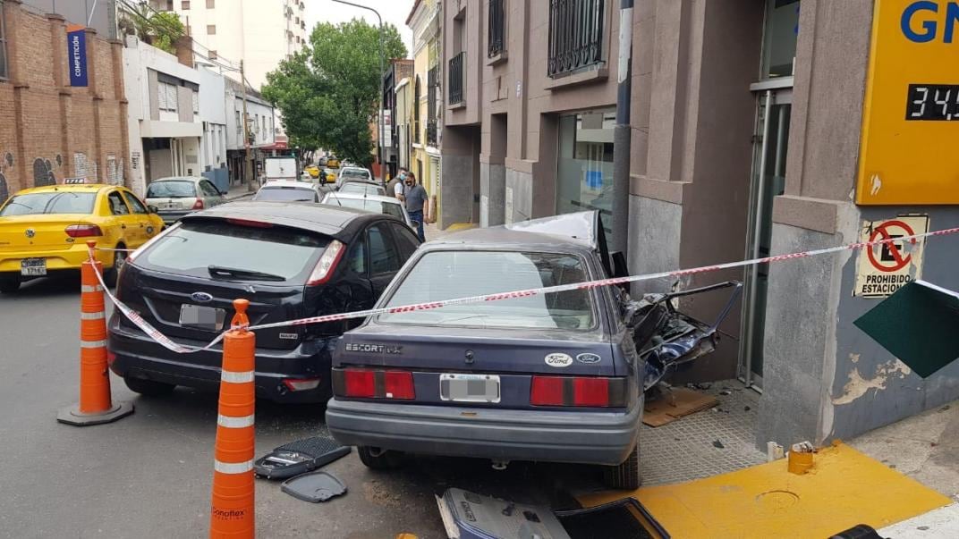 Así quedaron los autos luego del choque.