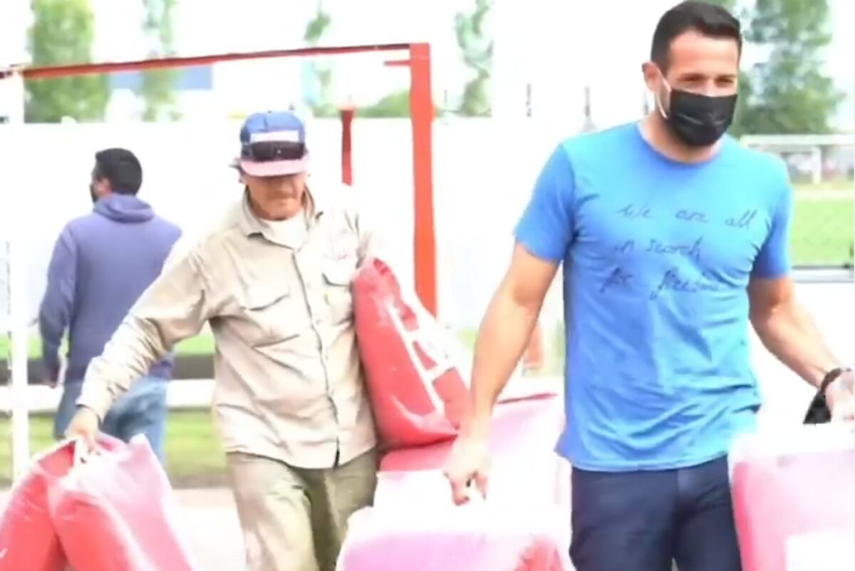 El Loco Carranza, un cobertor para los juveniles de Instituto
