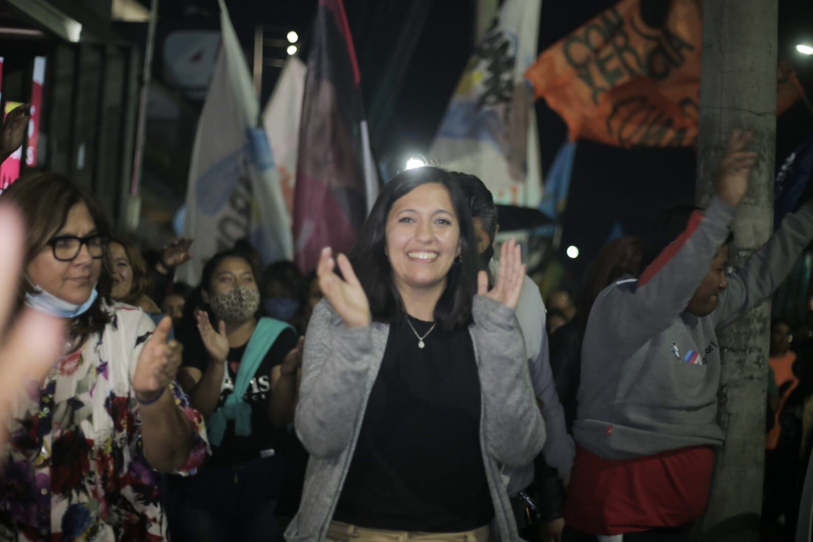 “Tenemos un fuerte compromiso de trabajar por los jujeños y jujeñas que eligieron a la lista 501”, expresó Leila Chaher en los festejos del Frente de Todos en Jujuy.