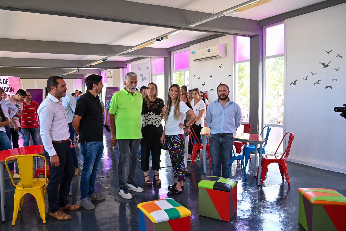 Inauguración de la primera Escuela de Educación Profesional para Adultos del país, en San Luis.