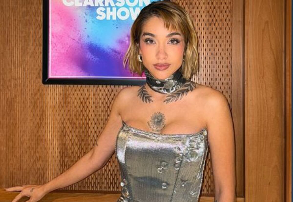María Becerra desfiló con un look total denim y dejó muy poco para la imaginación